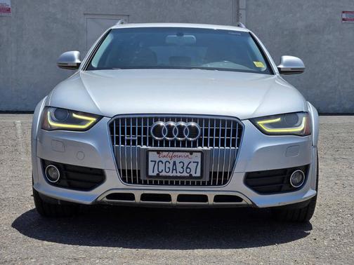 Ice Silver Metallic 2013 Audi allroad 2.0T Premium Plus quattro