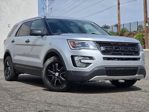 Silver Gray 2018 Ford Utility Police Interceptor Base