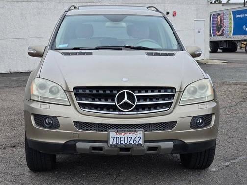 Tan 2008 Mercedes-Benz M-Class ML 350 4MATIC