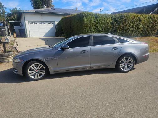 Lunar Grey 2014 Jaguar XJ XJL Portfolio