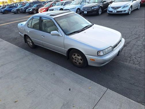 1996 INFINITI G20 