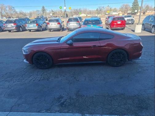 2017 Ford Mustang V6