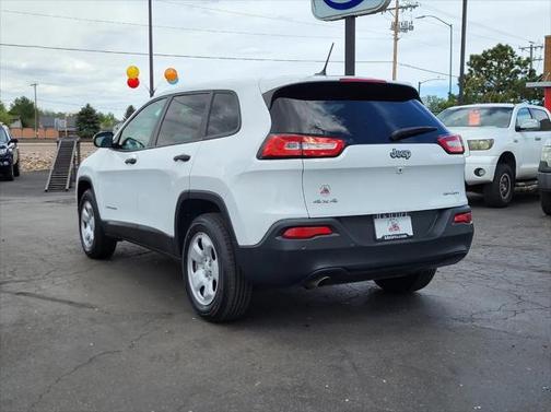 2017 Jeep Cherokee Sport