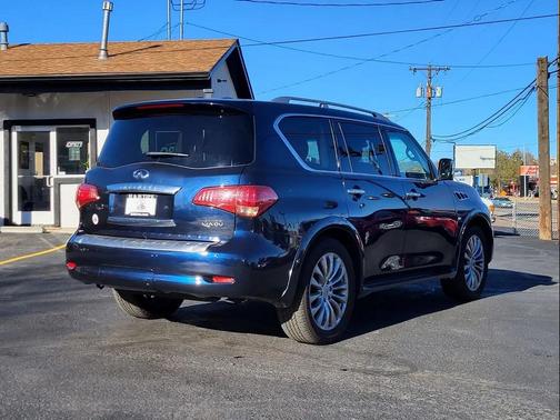 2016 INFINITI QX80 Base