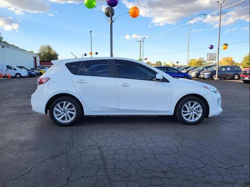 2013 Mazda Mazda3 i Touring