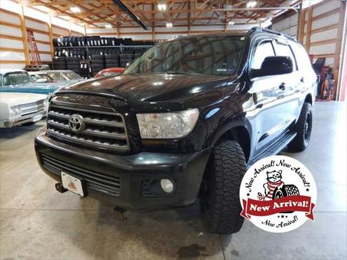 2013 Toyota Sequoia SR5