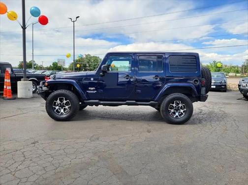 2013 Jeep Wrangler Unlimited Sahara