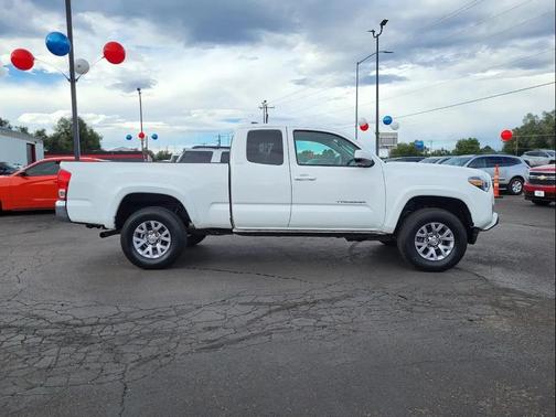 2016 Toyota Tacoma SR5