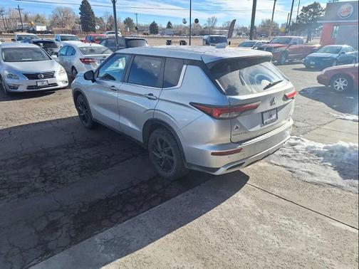 2022 Mitsubishi Outlander SE Launch Edition S-AWC