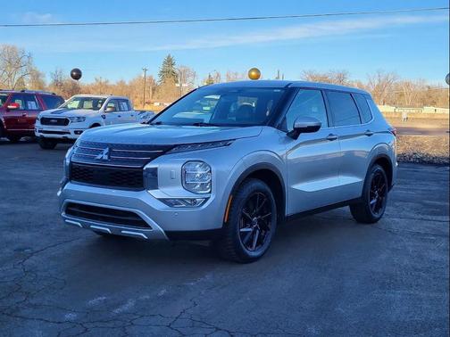 2022 Mitsubishi Outlander SE Launch Edition S-AWC
