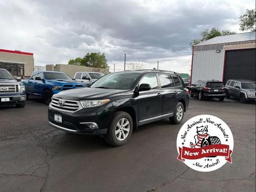 Black 2011 Toyota Highlander SE
