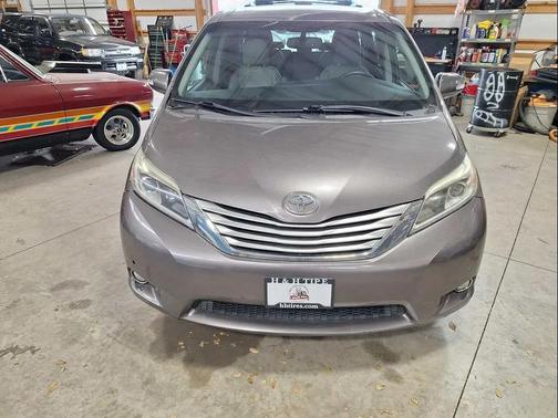 2017 Toyota Sienna Limited