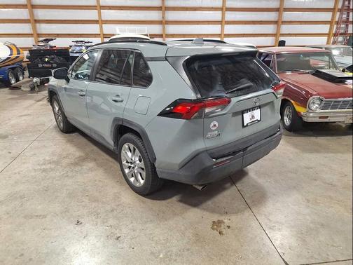 2019 Toyota RAV4 XLE Premium