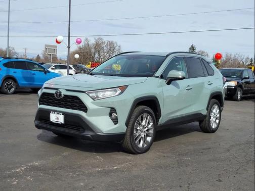 2019 Toyota RAV4 XLE Premium