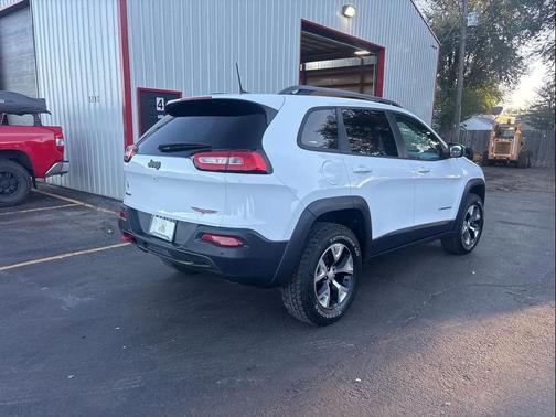 2017 Jeep Cherokee Trailhawk