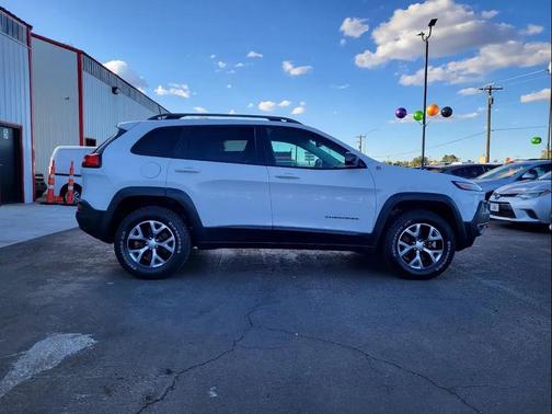 2017 Jeep Cherokee Trailhawk