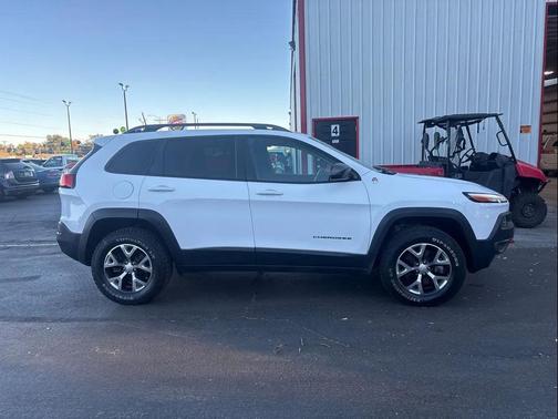2017 Jeep Cherokee Trailhawk