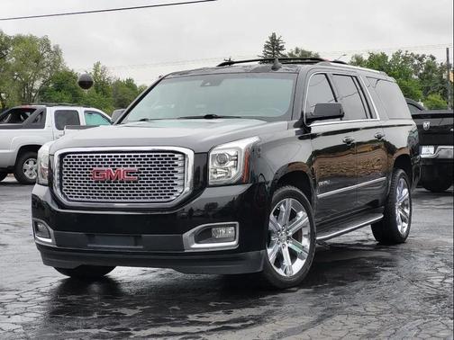 Onyx Black 2017 GMC Yukon XL Denali