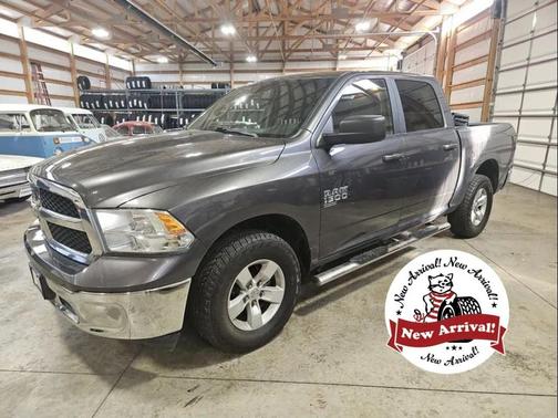 Granite Crystal Metallic Clearcoat 2021 RAM 1500 Classic SLT