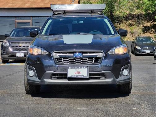 Gray 2018 Subaru Crosstrek 2.0i Premium