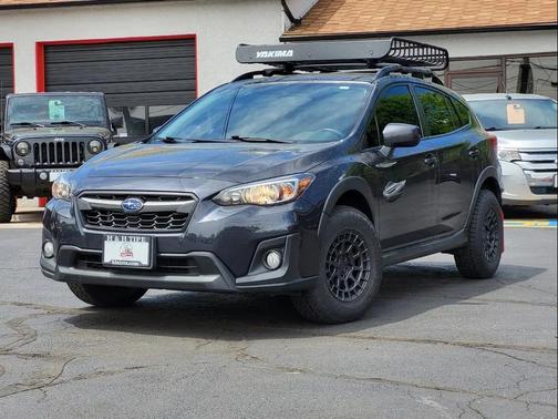 Gray 2018 Subaru Crosstrek 2.0i Premium