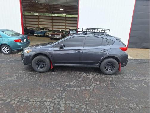 Gray 2018 Subaru Crosstrek 2.0i Premium