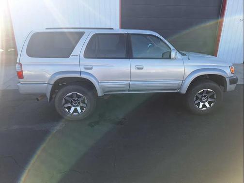 1999 Toyota 4Runner Limited 4WD