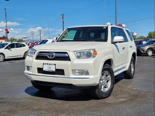 Blizzard Pearl 2012 Toyota 4Runner SR5