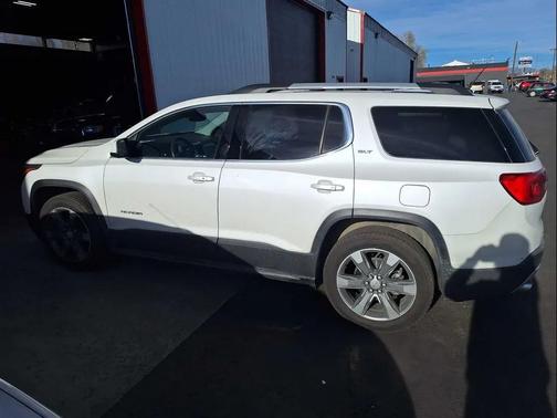 2017 GMC Acadia SLT-2