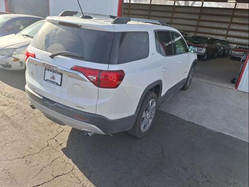 2017 GMC Acadia SLT-2