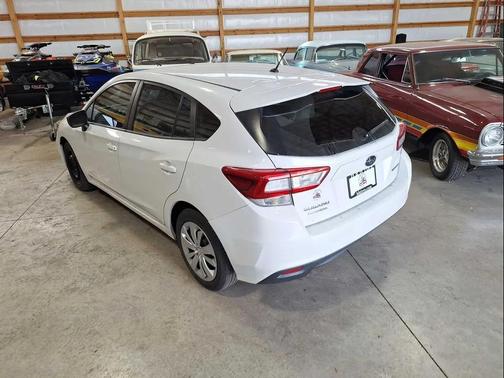 2019 Subaru Impreza 2.0i