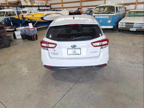 2019 Subaru Impreza 2.0i