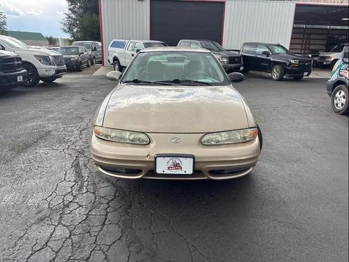 2004 Oldsmobile Alero GL1