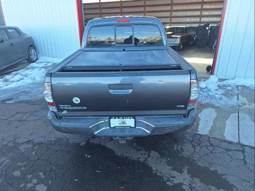 2014 Toyota Tacoma Base