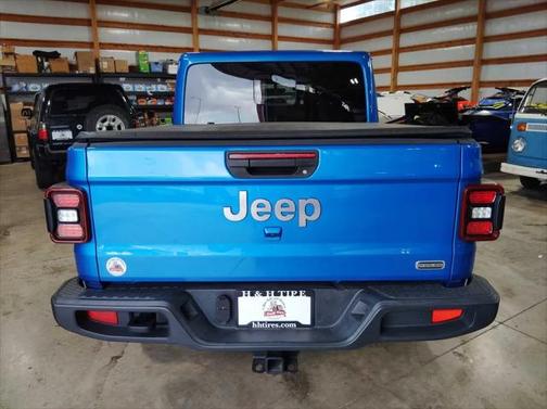 2021 Jeep Gladiator Overland