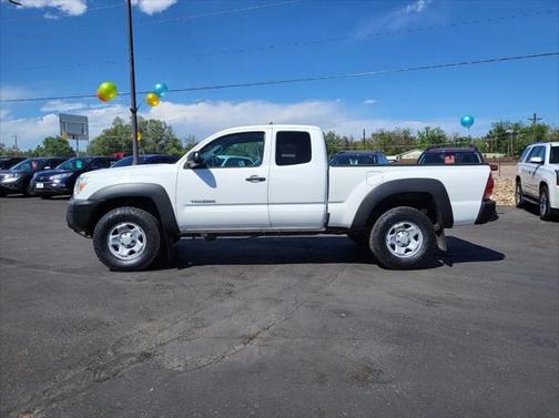 2014 Toyota Tacoma Base