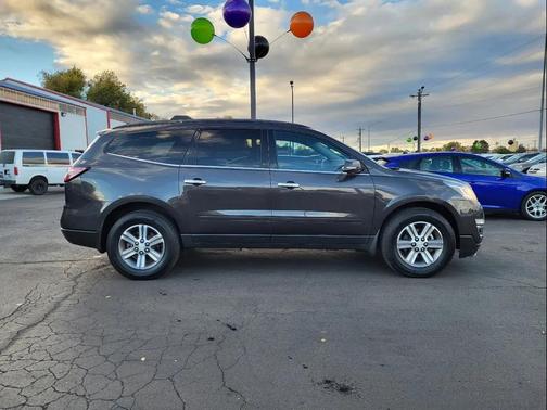 2016 Chevrolet Traverse 2LT