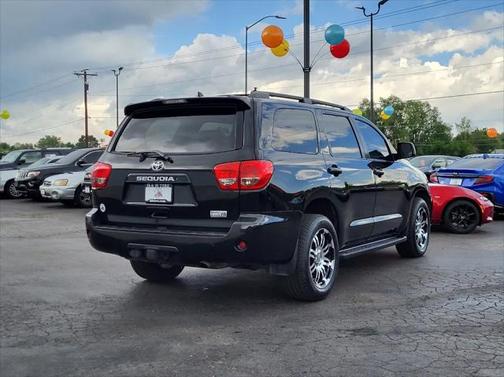 2011 Toyota Sequoia SR5