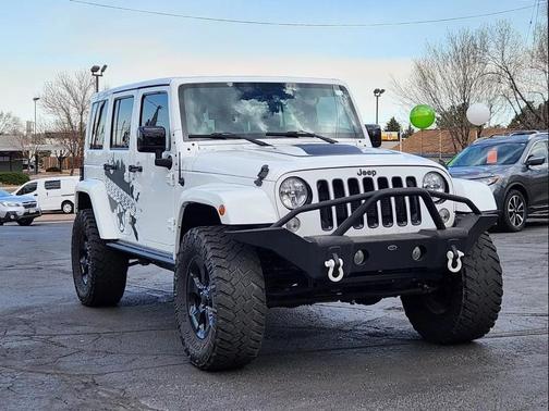 Bright White Clearcoat 2015 Jeep Wrangler Unlimited Altitude