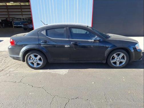 2013 Dodge Avenger SE