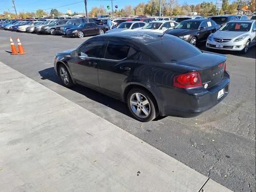 2013 Dodge Avenger SE