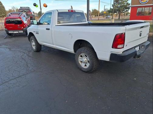 2017 RAM 3500 Tradesman Regular Cab 4x4 8' Box