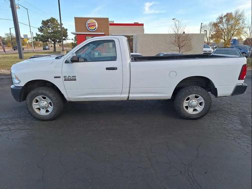 2017 RAM 3500 Tradesman Regular Cab 4x4 8' Box