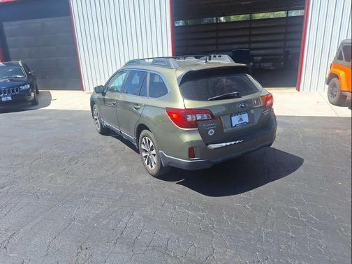 Wilderness Green Metallic 2017 Subaru Outback 2.5i Limited