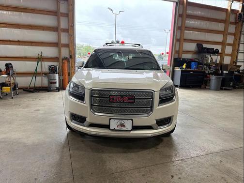 White Diamond Tricoat 2015 GMC Acadia Denali