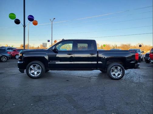 2018 Chevrolet Silverado 1500 Custom