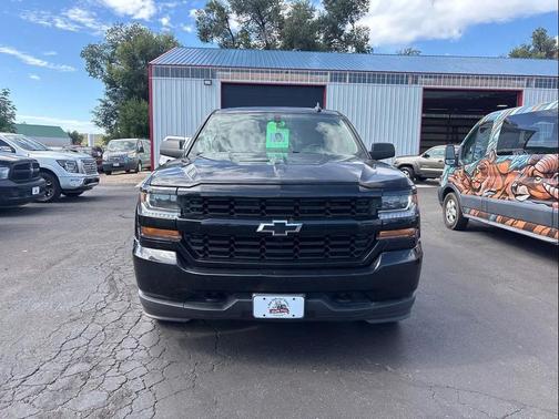 2018 Chevrolet Silverado 1500 Custom