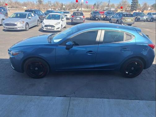 2018 Mazda Mazda3 Touring