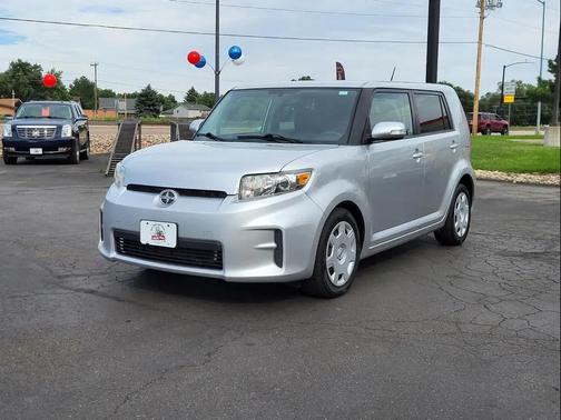 2012 Scion xB Release Series 9.0