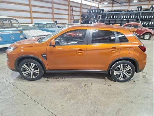 2023 Mitsubishi Outlander Sport 2.0 ES